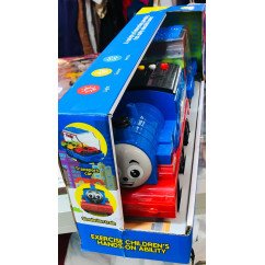 Tren Tomas con bagon y carros